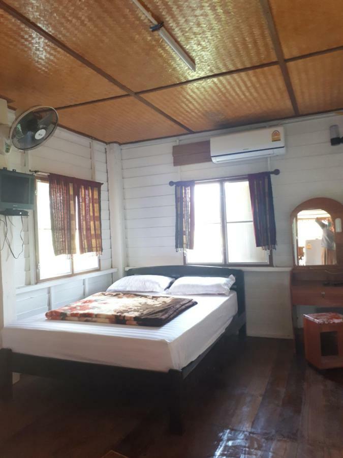 Baan Bar Cafe Hotel Mae Chaem Eksteriør billede