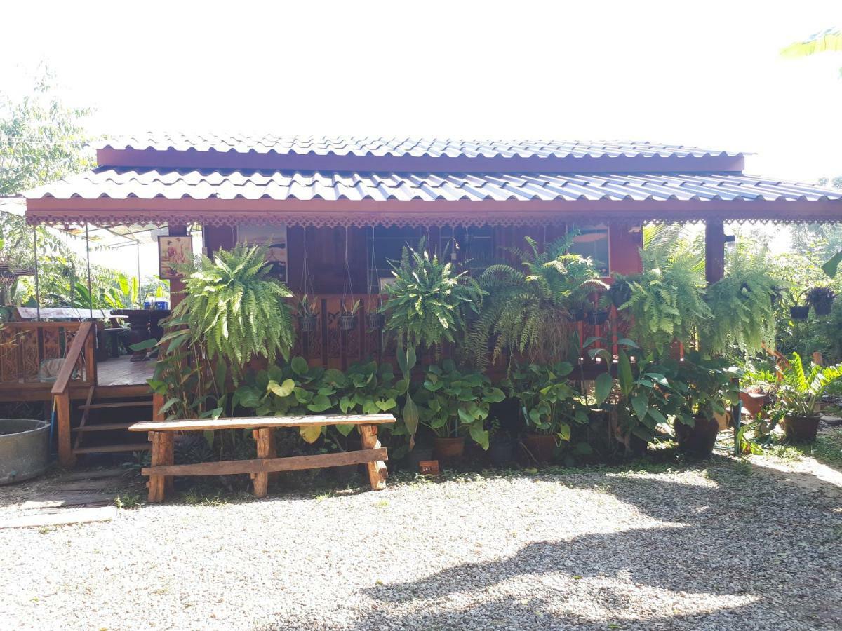 Baan Bar Cafe Hotel Mae Chaem Eksteriør billede