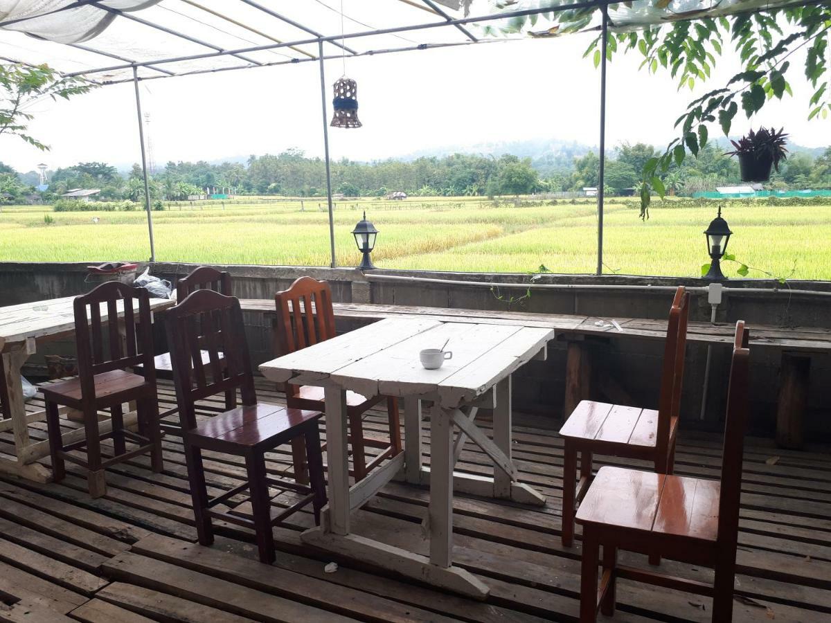 Baan Bar Cafe Hotel Mae Chaem Eksteriør billede