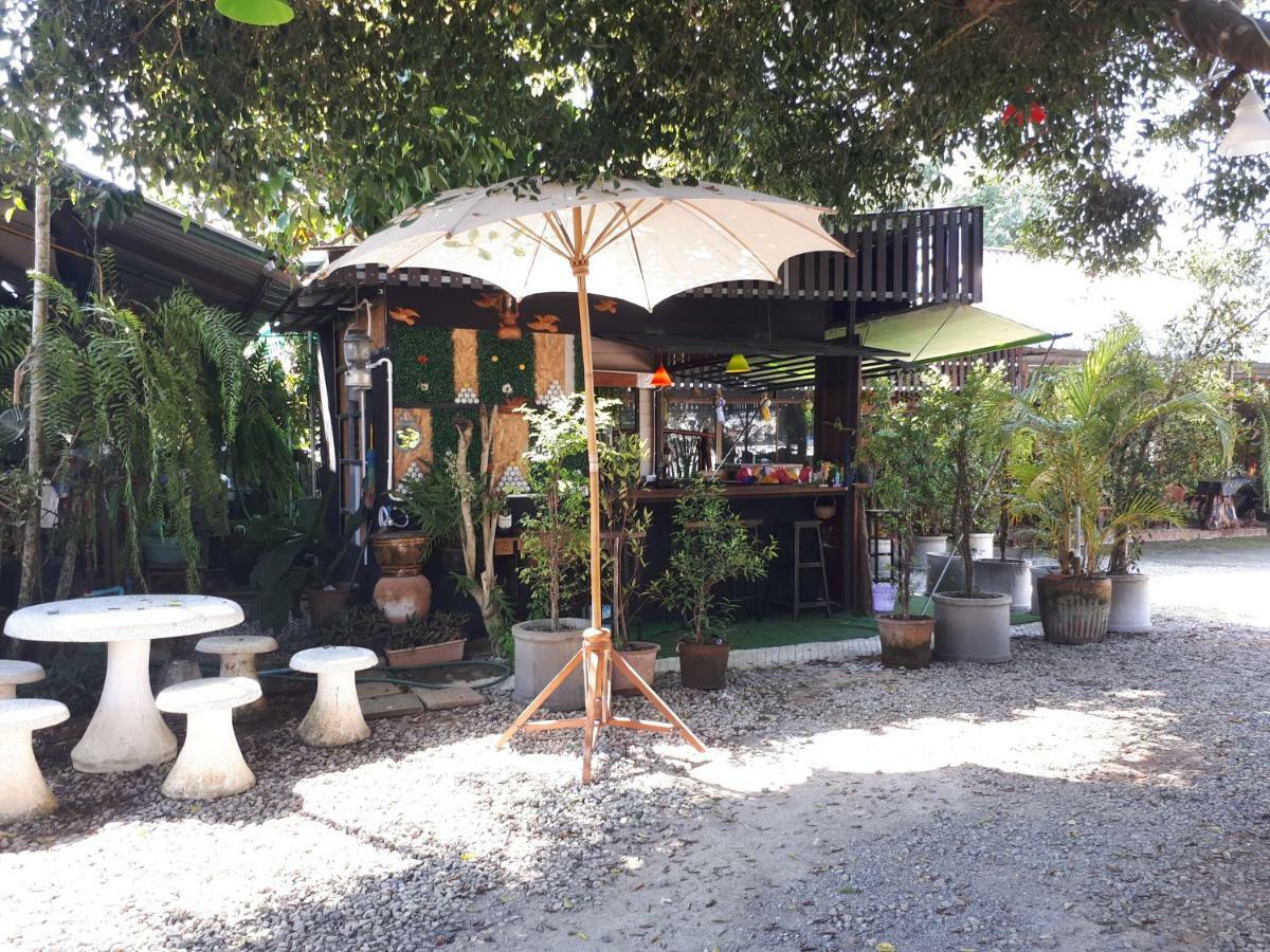 Baan Bar Cafe Hotel Mae Chaem Eksteriør billede